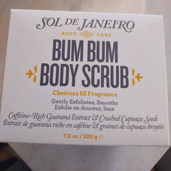 NWT Sol de Janeiro Body Scrub - Picture 1 of 2